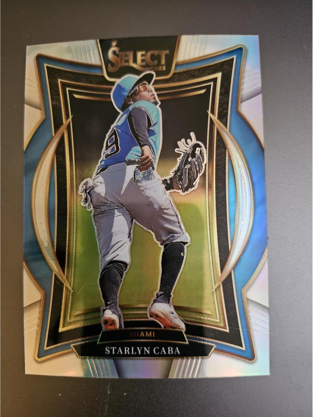 Starlyn Cara - 2025 Panini Select #39 - RAW Mint